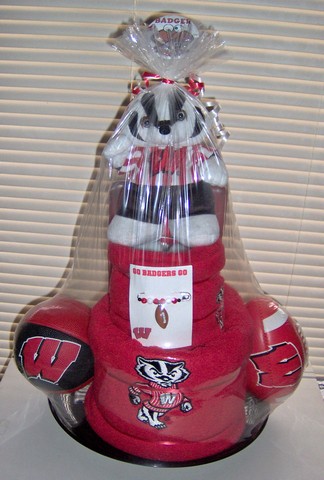 Wisconsin Badgers Towel Cake  (AUG. - JAN)